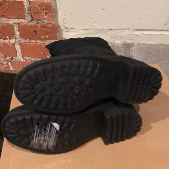 Ugg W Bruckner 5 - Picture 3 of 8